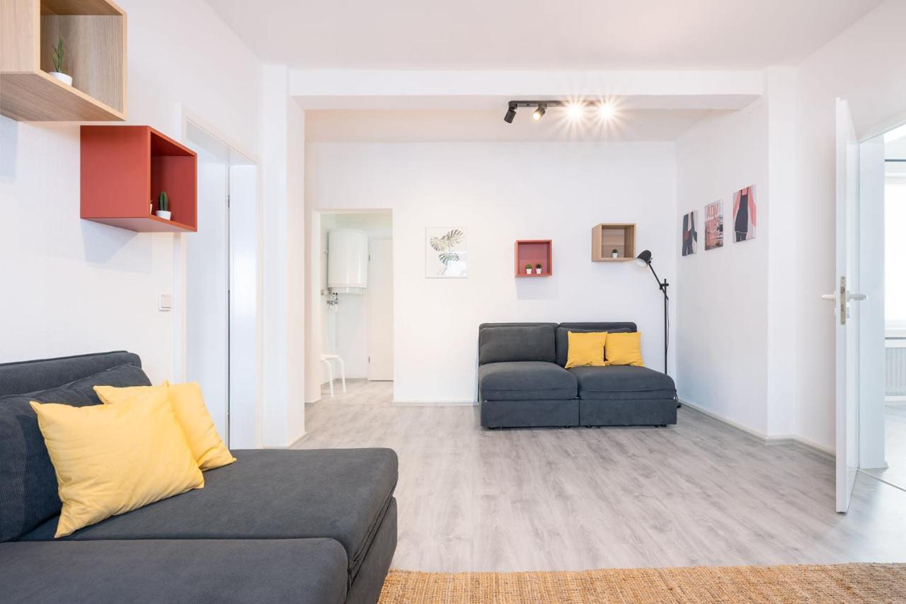 2 Bedroom Top Floor Apartment Direct On Marienplatz Munich Exterior photo